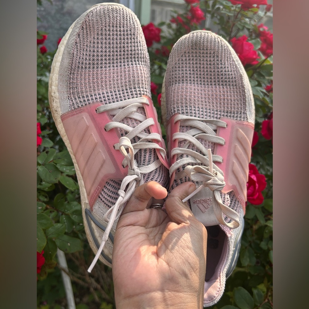 EUC adidas Women's Ultraboost 19 Running Shoes